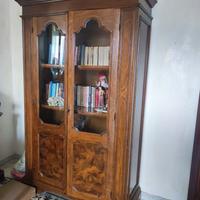 Libreria in legno massello