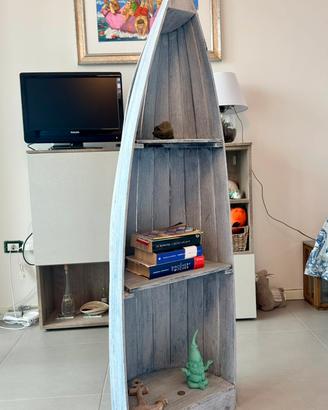 Libreria barca in legno