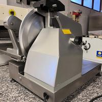 Affettatrice professionale lama diametro 35 cm
