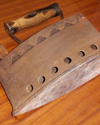 Ferro da stiro a carbone