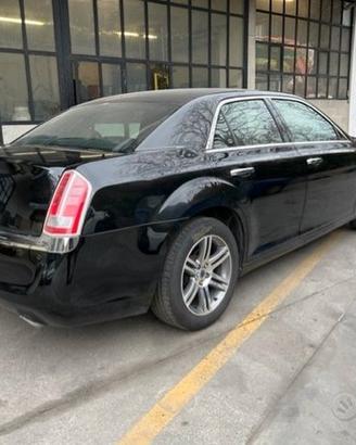 Ricambi Lancia Thema berlina 2012 nera 3000cc TD
