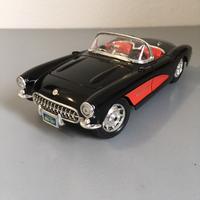 Burago chevrolet corvette 1957 1:24