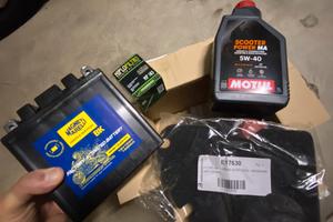 Kit tagliando vespa gts 250