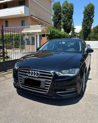 Audi A3 1.6 105cv