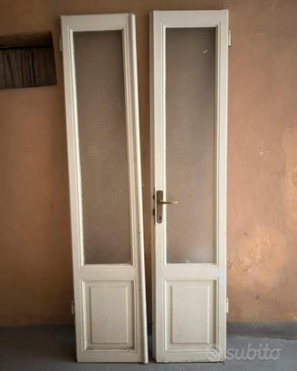 Porta a battente in stile vecchia milano