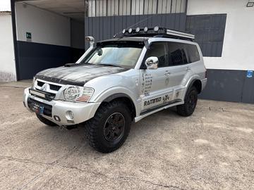 Mitsubishi Pajero 3.2 D. 7 posti. 4x4. Garanzia 12