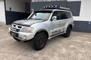 Mitsubishi Pajero 3.2 D. 7 posti. 4x4. Garanzia 12