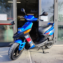 Yamaha Spy 50 (MBK booster NG) blu