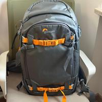 Zaino Lowepro Whistler 450 AW II
