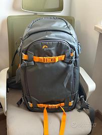 Zaino Lowepro Whistler 450 AW II