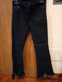 pantaloni 