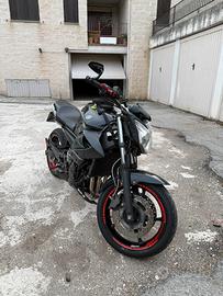 Yamaha XJ6 del 2012 depotenziata a libretto