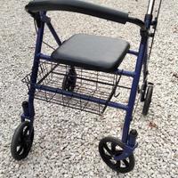 Deambulatore Rollator pieghevole