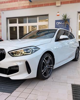 Bmw 118 118d 5p. Msport