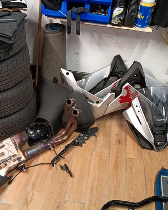 Suzuki GSX 8 R anno 2024