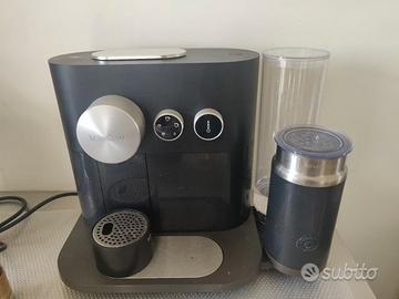 caffè Nespresso Krups EXPERT & MILK con montalatte
