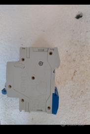 magnetotermico 25A 6000ka