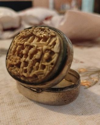 orientale antico cofanetto