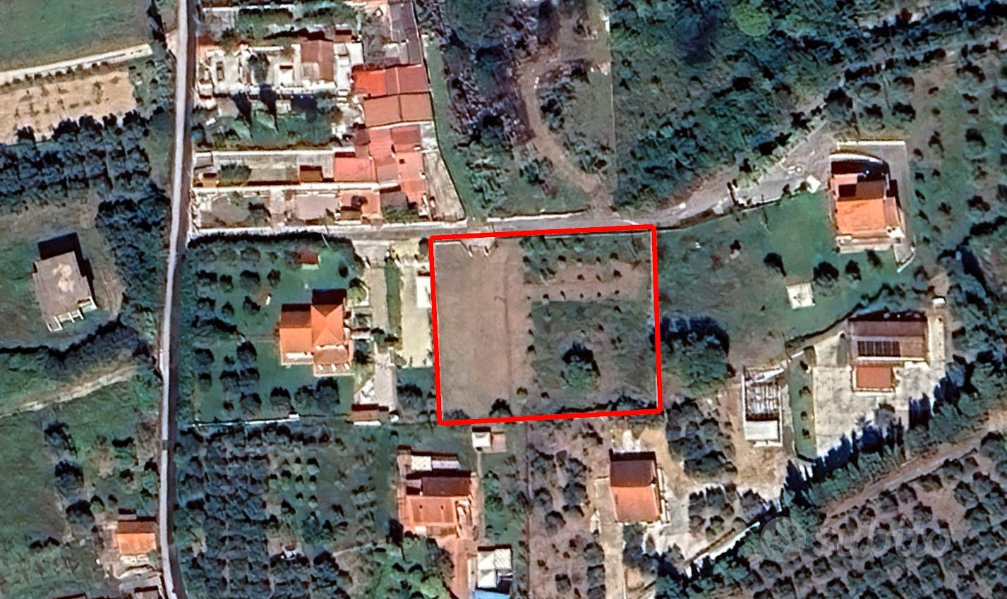Terreno agricolo 2.000 mq recintato - Castellabate - Altro