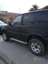 nissan Terrano 2 , cilindrata 2700 anno 1996