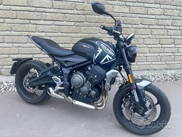TRIUMPH Trident 660 Matt Black