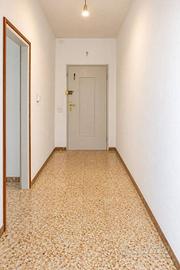 Appartamento di 90 m² con 4 locali e posto auto a 