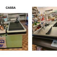 Attrezzatura - cassa, mobile frutta, e carrelli