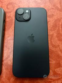 Iphone 15 nero 128gb con cover originale Apple