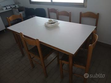 Tavolo con 6 sedie