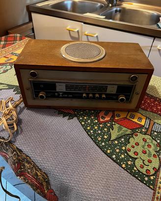 Radio da tavolo vintage (Tecno 2001)