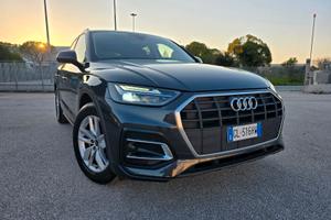 Audi Q5 35 TDI S tronic Business