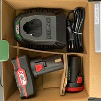Batteria 4ah e 2ah con caricabatterie 12v Parkside
