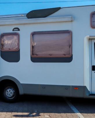 Camper Knaus Sun traveller 708 