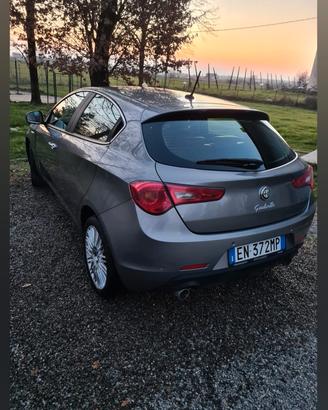 Alfa Romeo Giulietta 2.0 JTDm-2 170 CV Distinctive