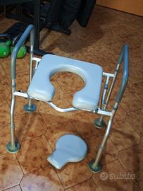Seduta per WC Disabili con braccioli sollevamento