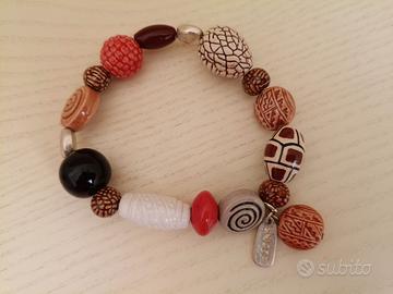 Braccialetto elastico con perle