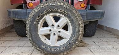 Cerchi in lega JEEP WRANGLER 245 75 16