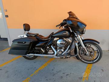 Harley street glide 103