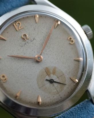 Omega Vintage 1950 "Calatrava" Honeycomb Dial