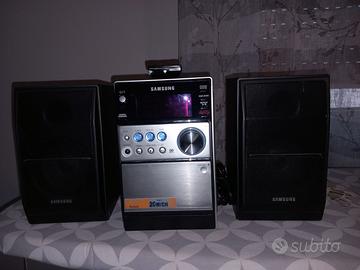 MINI HIFI SAMSUNG MM-C6, Cd , Radio , Cassette.
