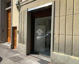 MAGAZZINO A FIRENZE