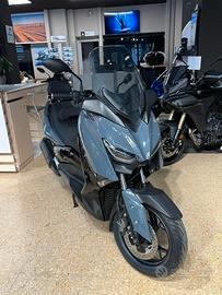 Yamaha X-Max 300 TECH