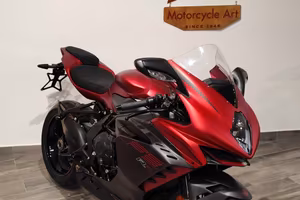 Mv Agusta F3 800 RR supervalutazione usato in prom