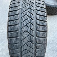 4 gomme 235/45r19 pirelli invernali