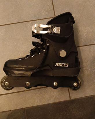 Pattini freestyle Aggressive Roces M12 n. 42