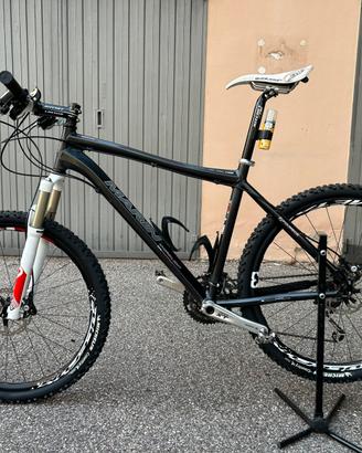 Bicicletta Mountain bike MARIN