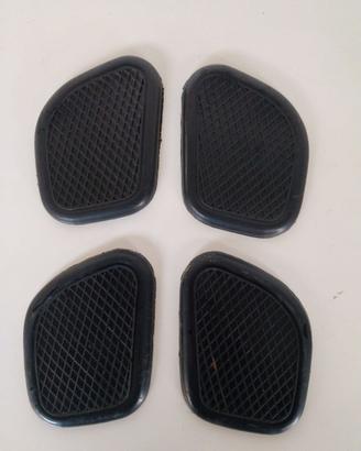 GOMME  LATERALI SERBATOIO GILERA  98-124-150