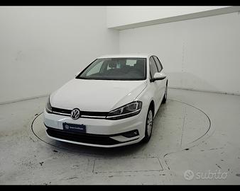VOLKSWAGEN Golf VII 2017 5p - Golf 5p 1.0 tsi Tren