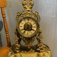 Orologio da tavolo antico in bronzo stile francese