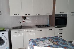 Casa con posto auto a 250 m. dal Mare